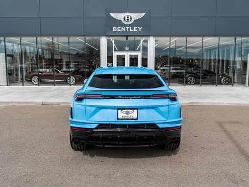 Used 2023 Lamborghini Urus S image 11
