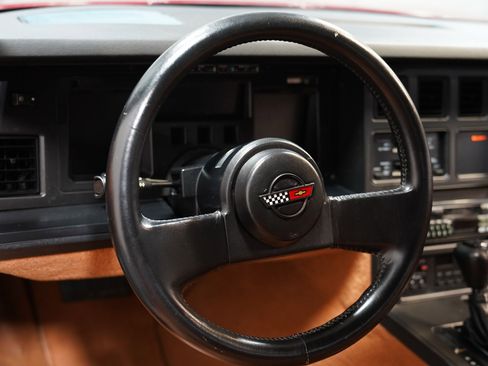 Used 1989 Chevrolet Corvette Convertible image 34