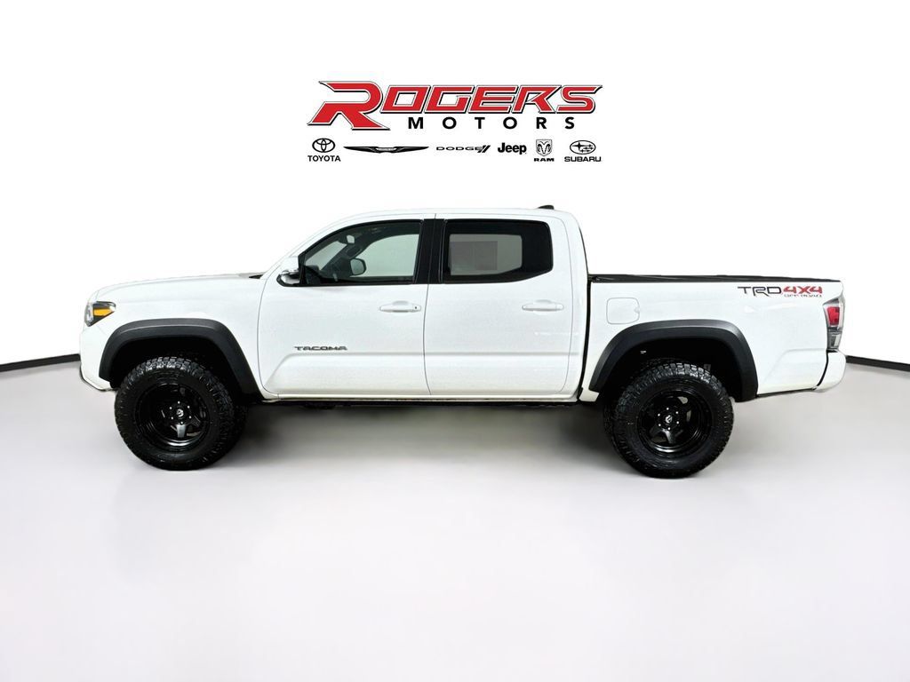 Certified 2021 Toyota Tacoma TRD Off-Road w/ Technology Package AWD/4WD image 9