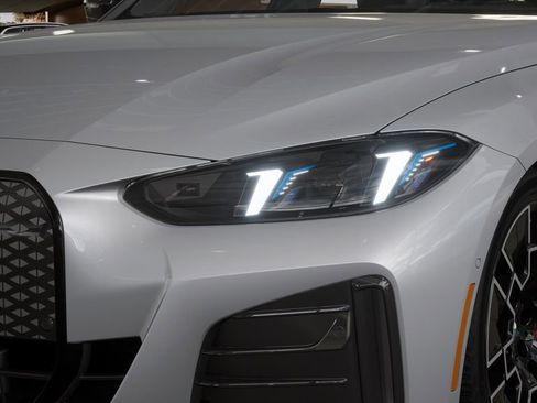 New 2026 BMW i4 eDrive40 w/ M Sport Package image 6