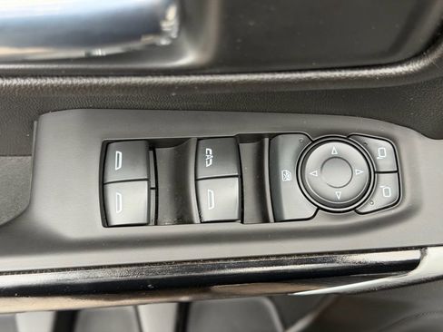 Used 2021 Chevrolet Silverado 1500 LT Trail Boss AWD/4WD image 12