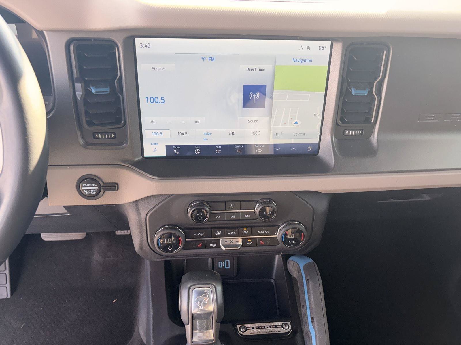 Used 2024 Ford Bronco Wildtrak AWD/4WD image 16