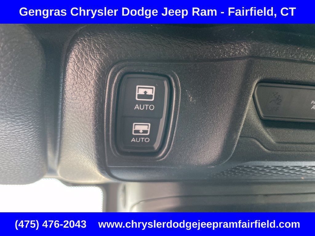 Used 2024 Jeep Wrangler High Altitude AWD/4WD image 58