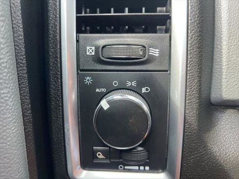 Certified 2020 RAM 1500 Classic SLT AWD/4WD image 53