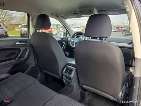 Used 2024 Volkswagen Tiguan S image 35