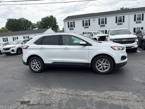 Used 2021 Ford Edge SEL w/ Convenience Package AWD/4WD image 3