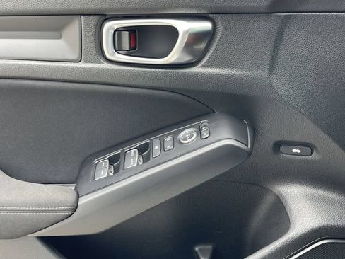 Certified 2025 Honda Civic Sport image 23
