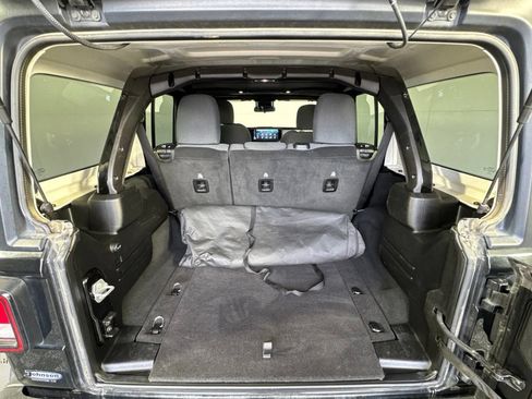 Certified 2025 Jeep Wrangler Unlimited Sport AWD/4WD image 32