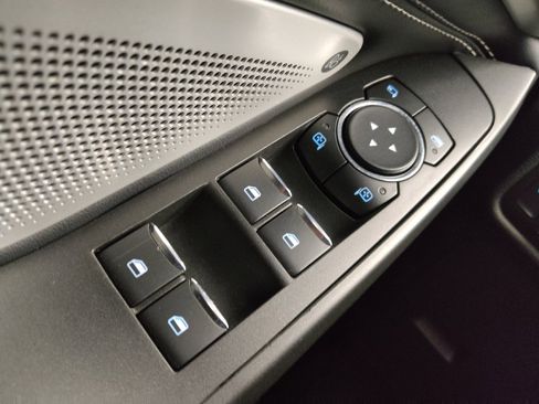 Used 2020 Ford Explorer ST w/ Premium Technology Package image 27