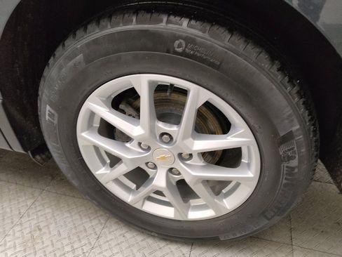 Used 2023 Chevrolet Equinox LT image 31