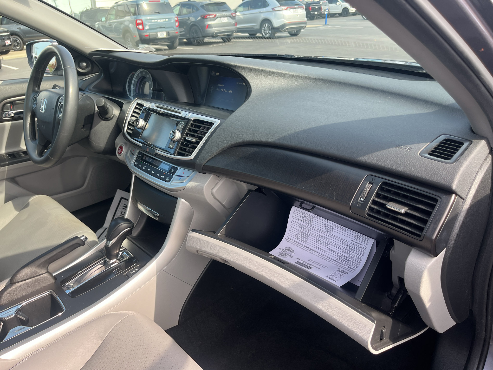 Used 2015 Honda Accord EX-L image 36
