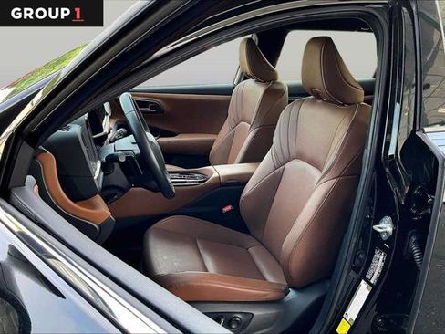 Certified 2025 Toyota Crown Signia AWD/4WD image 9