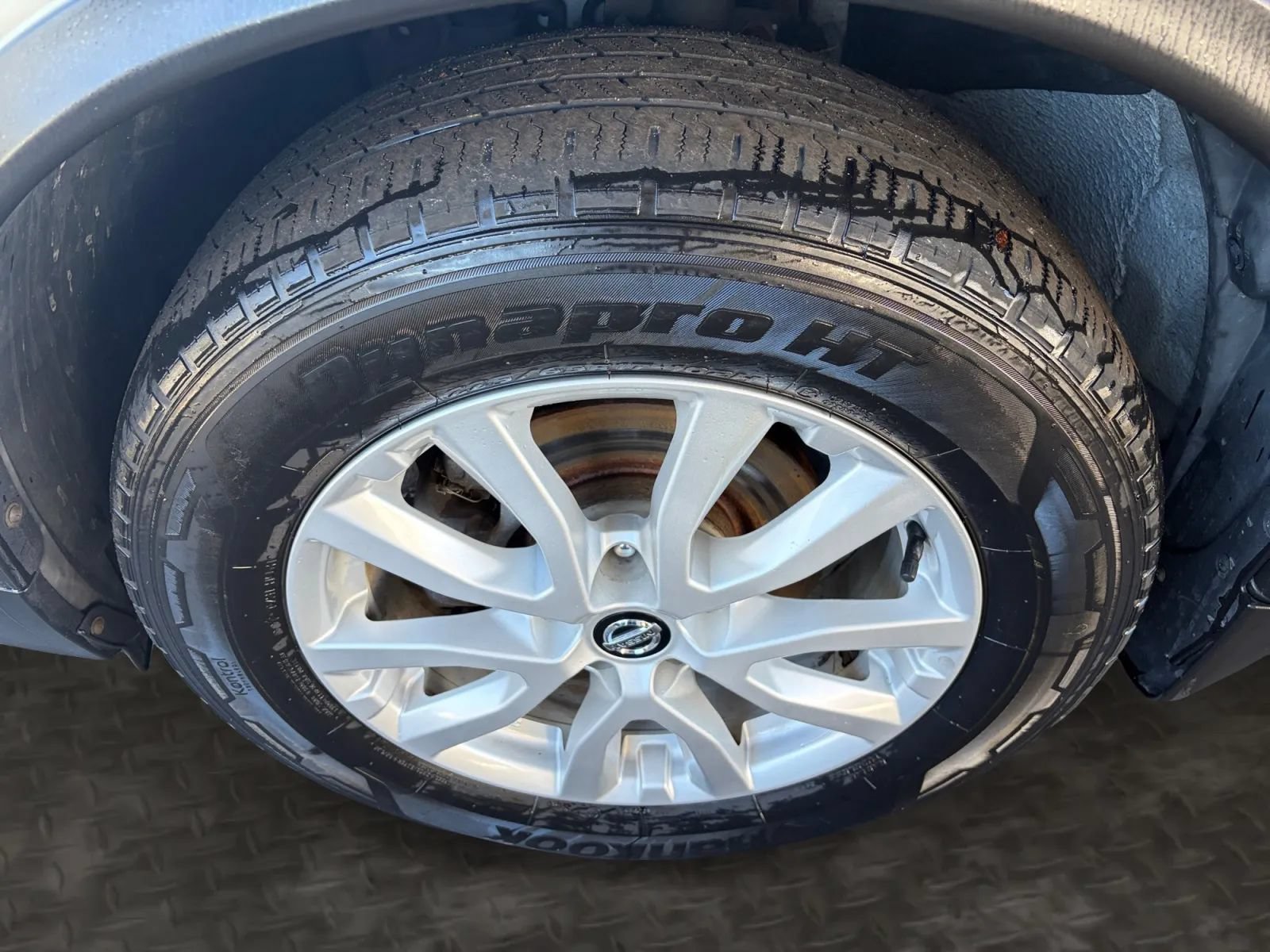 Used 2019 Nissan Rogue SV AWD/4WD image 36