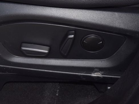 Certified 2023 Ford Explorer Limited image 36