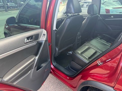 Used 2012 Volkswagen Tiguan SEL AWD/4WD image 20