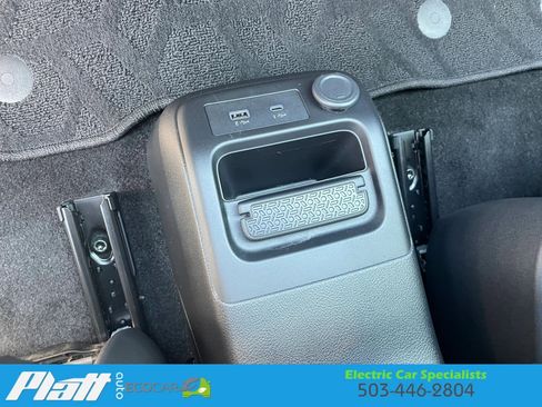 Used 2023 Nissan Ariya AWD image 29
