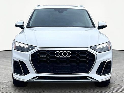 Used 2023 Audi Q5 2.0T Premium Plus w/ Premium Plus Package AWD/4WD image 3