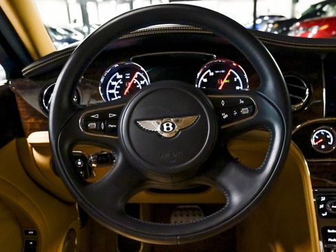 Used 2017 Bentley Mulsanne RWD image 26