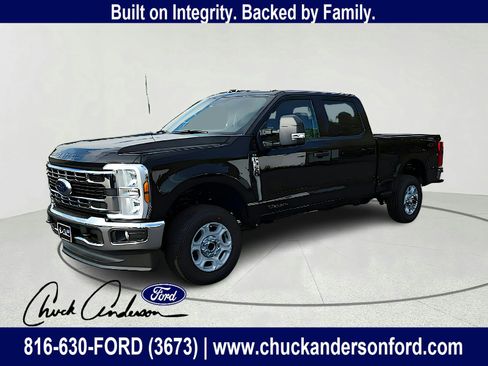 New 2026 Ford F350 XLT image 2
