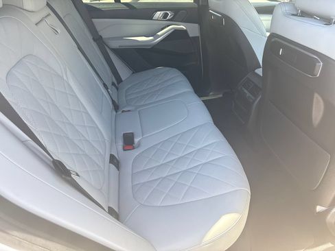 Used 2024 BMW X5 sDrive40i w/ M Sport Package RWD image 16