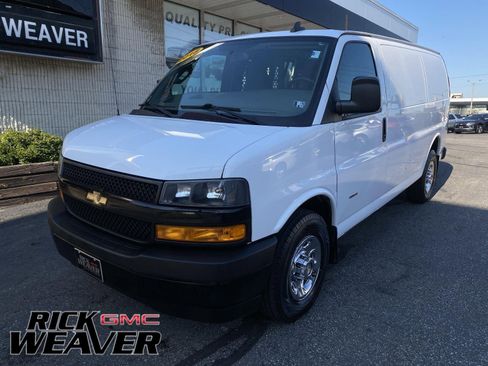 Used 2018 Chevrolet Express 2500 Work Van w/ Driver Convenience Package image 1