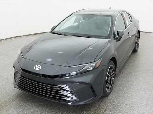 New 2026 Toyota Camry XLE AWD/4WD image 41