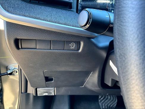 New 2026 Nissan Kicks S image 15