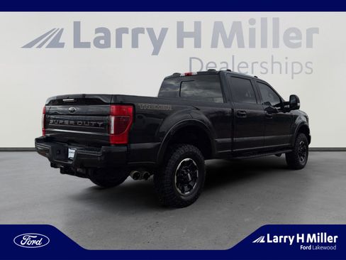 Used 2021 Ford F250 Lariat image 5