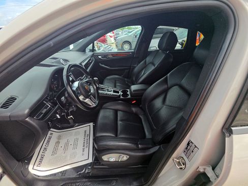 Used 2020 Porsche Macan AWD/4WD image 12