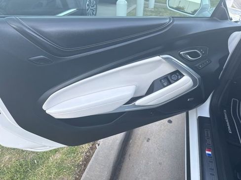 Used 2017 Chevrolet Camaro LT image 13