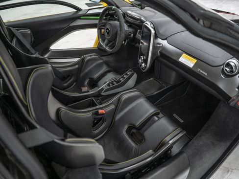 Used 2019 McLaren Senna RWD image 36