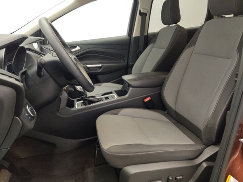 Used 2018 Ford Escape SE w/ SE Sync 3 Package FWD image 17