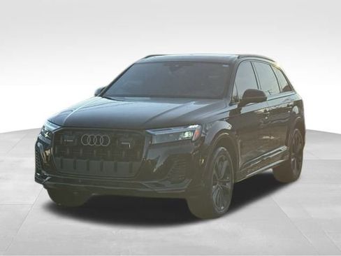 Certified 2025 Audi Q7 3.0T Premium Plus w/ Premium Plus Package image 3
