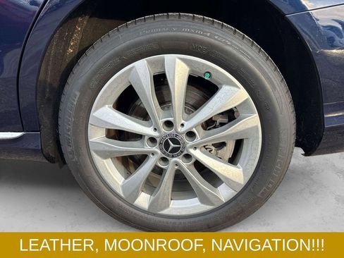 Used 2020 Mercedes-Benz C 300 4MATIC Sedan image 8