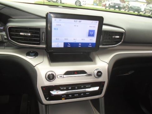 Used 2023 Ford Explorer XLT w/ Equipment Group 202A image 16