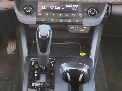 New 2026 Subaru Outback Limited AWD/4WD image 18