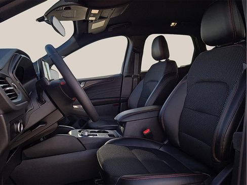 Used 2025 Ford Escape ST-Line w/ Tech Pack #1 image 12