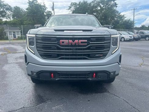 Used 2024 GMC Sierra 1500 AT4 w/ Technology Package AWD/4WD image 7