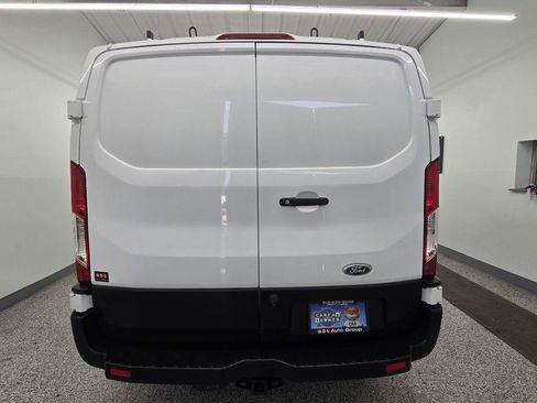Used 2019 Ford Transit 250 130 Low Roof RWD image 9