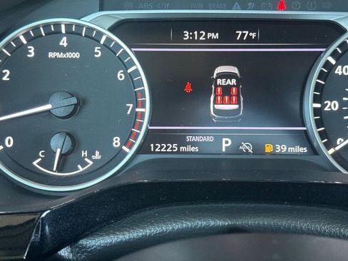 Used 2024 Nissan Pathfinder SV w/ SV Premium Package FWD image 24