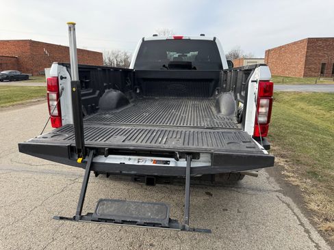 Used 2022 Ford F250 XLT w/ XLT Premium Package image 37