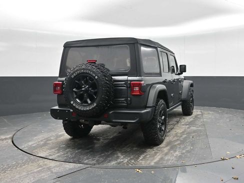 Used 2021 Jeep Wrangler Unlimited Willys image 9