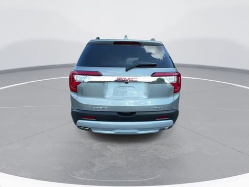 Used 2023 GMC Acadia SLT w/ Preferred Package image 7