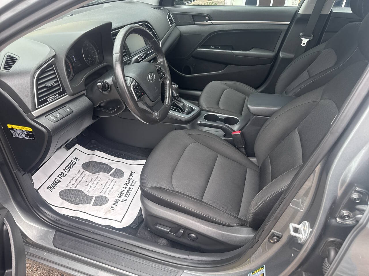 Used 2017 Hyundai Elantra Value Edition FWD image 16