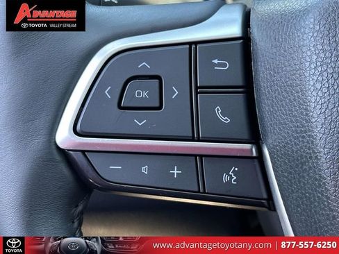 Certified 2024 Toyota Grand Highlander AWD image 27