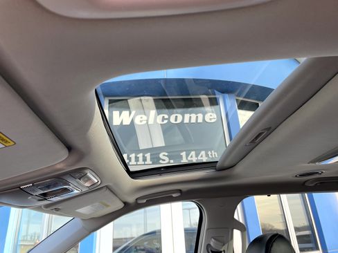 Used 2024 Kia Telluride SX image 12