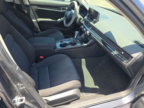 Used 2023 Honda Civic LX image 10
