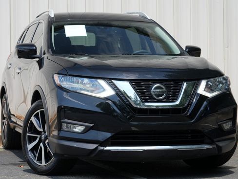 Used 2019 Nissan Rogue SL AWD/4WD image 2