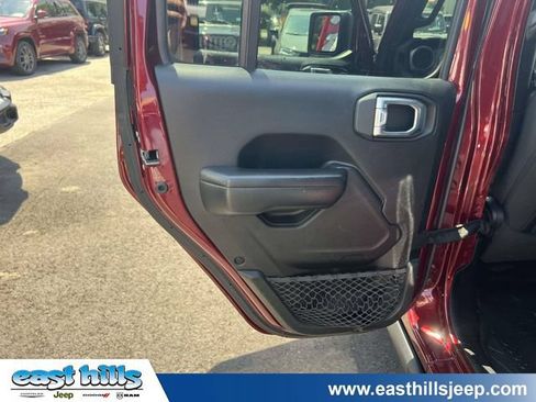 Used 2021 Jeep Wrangler Unlimited Sport AWD/4WD image 17