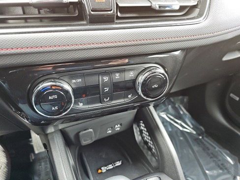 Used 2026 Chevrolet TrailBlazer RS w/ Convenience Package image 25